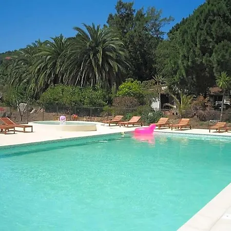 Hotel Les De La U Veniqui 4*