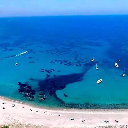Les De La U Veniqui